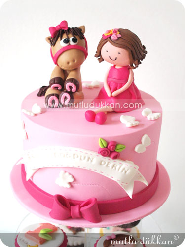 Doğum Günü Cupcake ve Pasta Kulesi